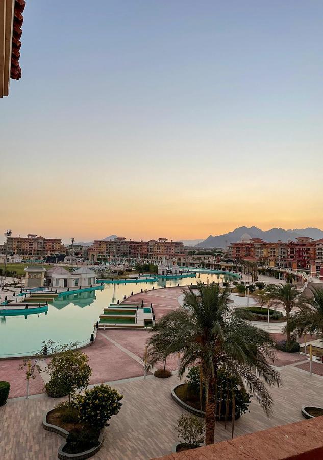 Fully Equipped Apartments Pool & Mountains View In Porto Sharm Resort Exterior photo